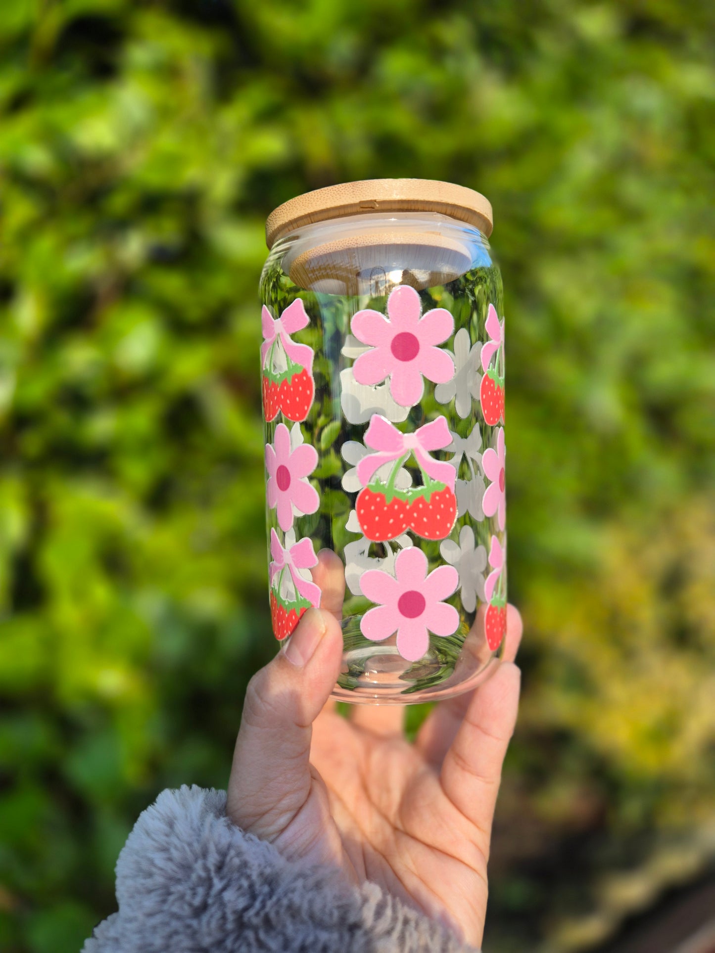 Strawberry and Flower Glasscan 470ml
